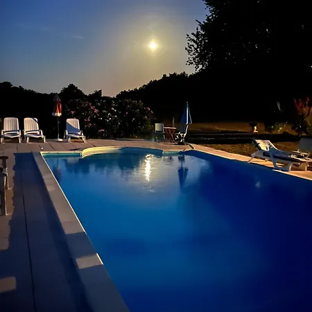 Dom wakacyjny Le Maine Verac Piscine Et Vue